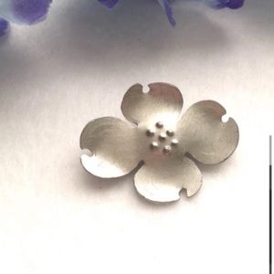 Vintage Dogwood Flower Pin